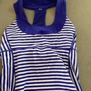 Lululemon tank top size 2/4